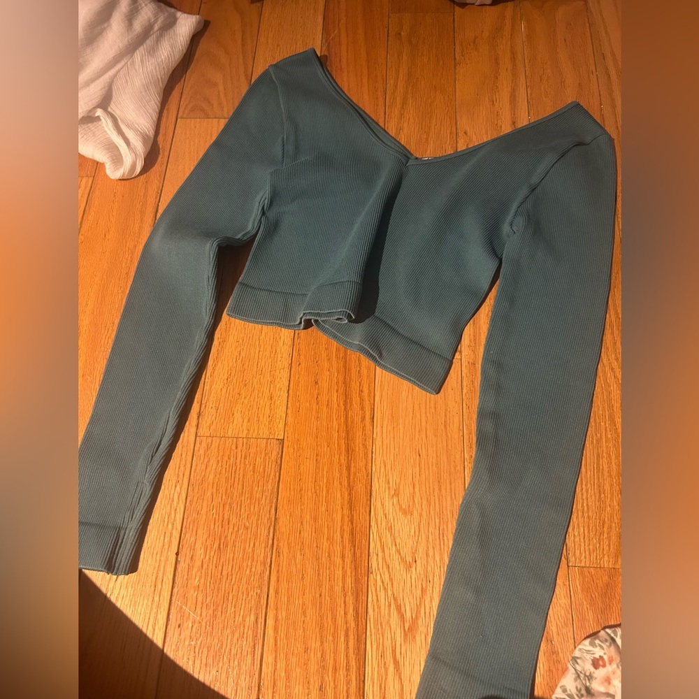 Amazon Teal Long Sleeve Crop Top